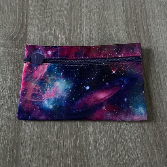 NEW … IPSY Cosmetic / Makeup Bag - Picture 1 of 3